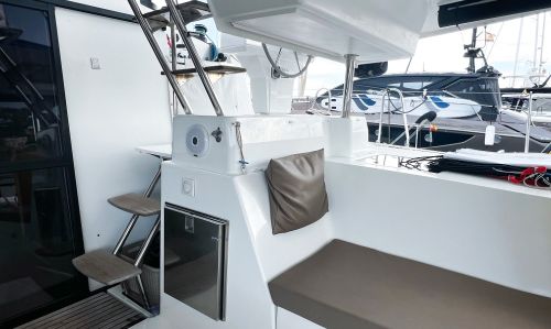 FOUNTAINE PAJOT HELIA 44 MAESTRO