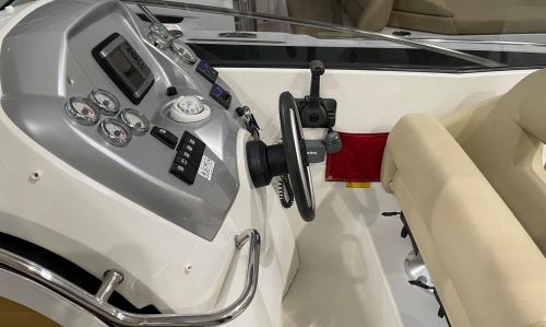 BENETEAU MONTECARLO 27